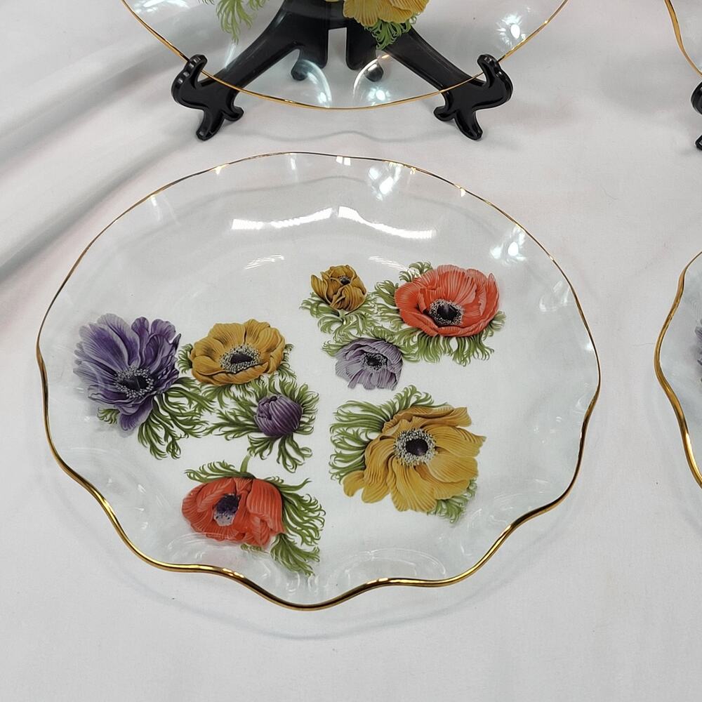 Chance Glass Anemone Floral 8" Luncheon Plates Set of 4 Scallop Edge Gold Rim - Picture 4 of 16